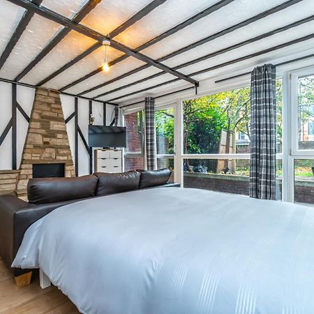 Cosy Guest House In Central Лондон Екстериор снимка
